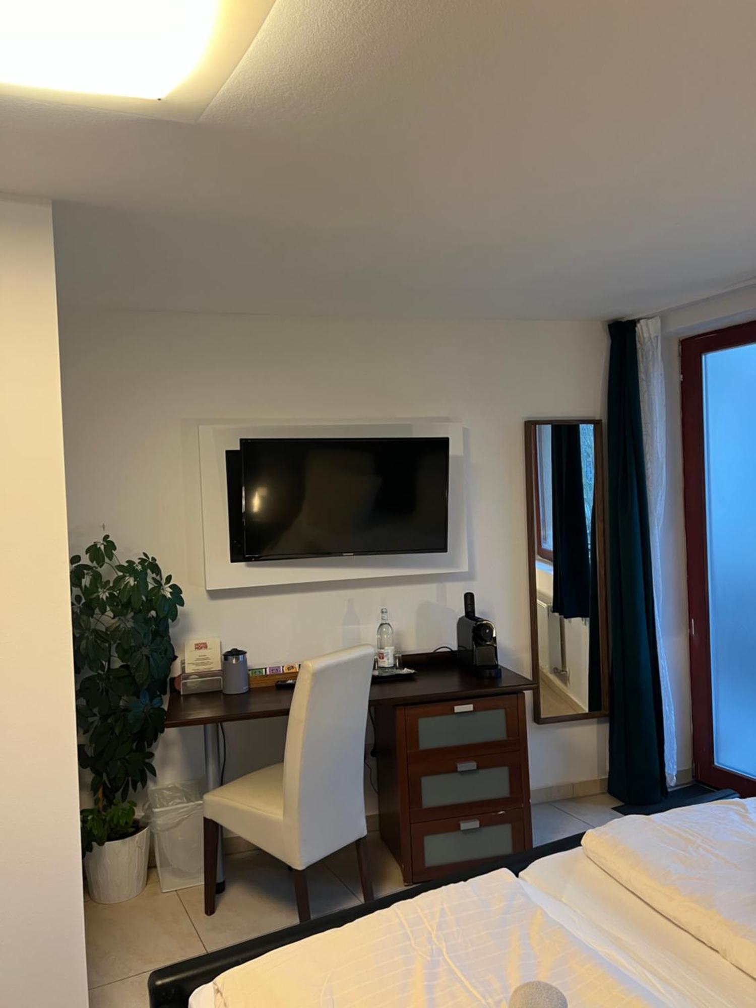 Hotel Hof 19 - Das charmante Ambienthotel Nürnberg Heroldsberg Buitenkant foto